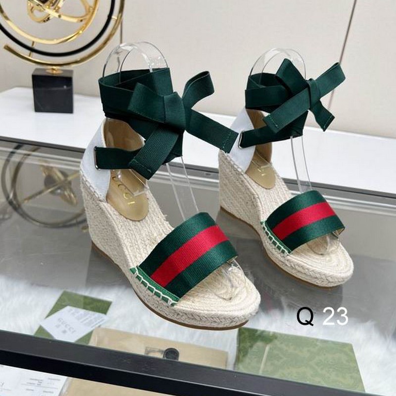 Gucci Women's Shoes 200